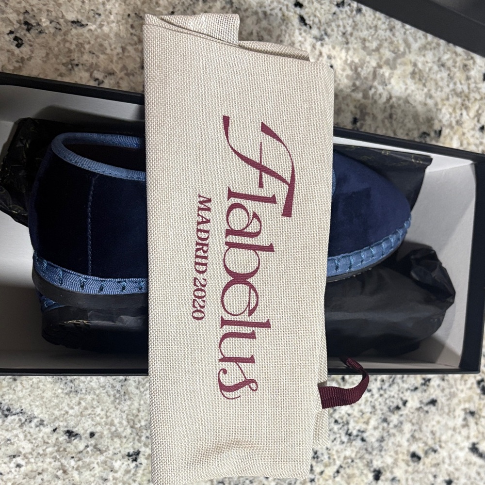 Navy blue Flabelus BRAND NEW NEVER WORN - Picture 6 of 7